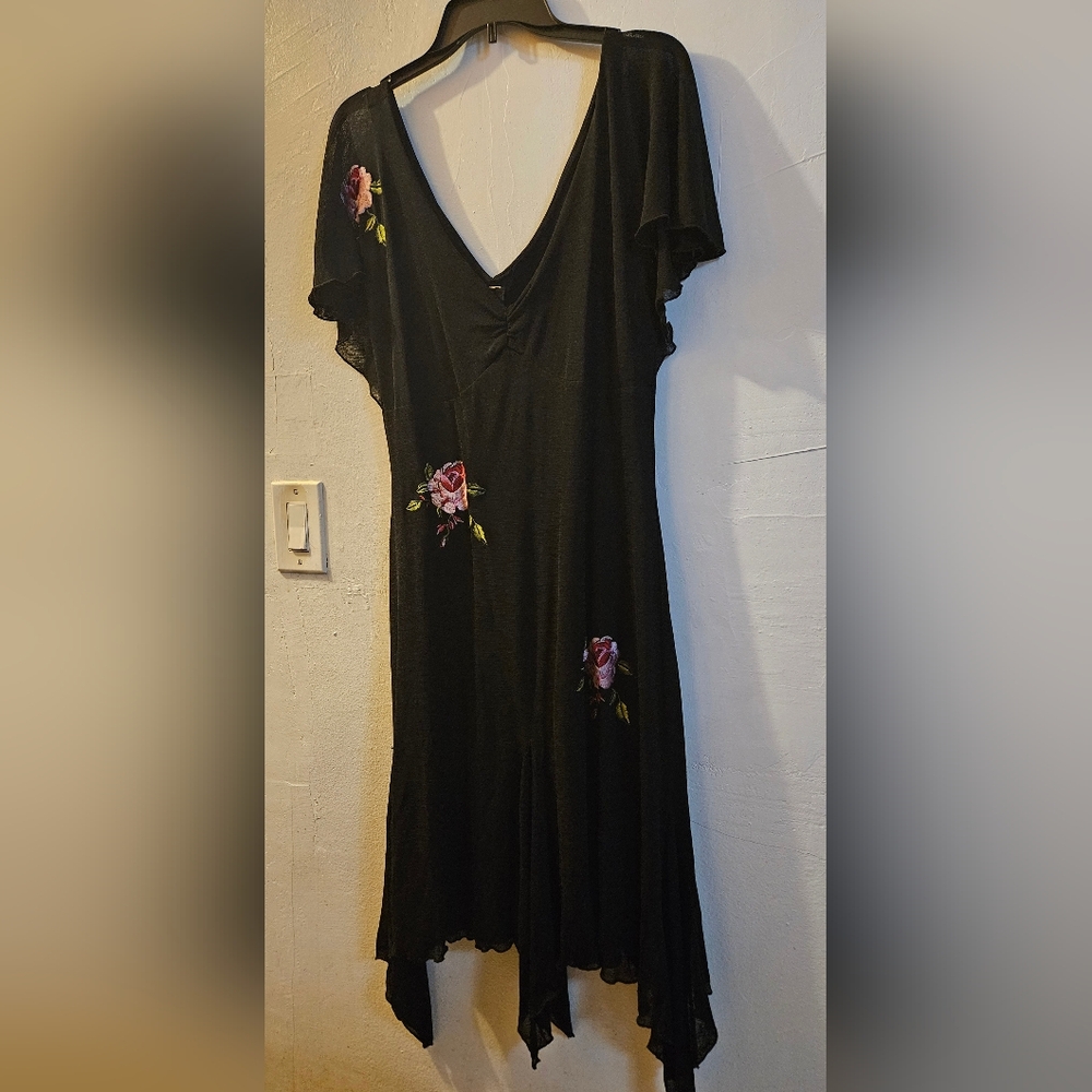 Frederick's of Hollywood Black Midi Dress with Embroidered Floral Accents